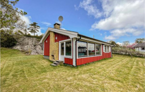 Amazing home in Höviksnäs with WiFi and 2 Bedrooms, Höviksnäs